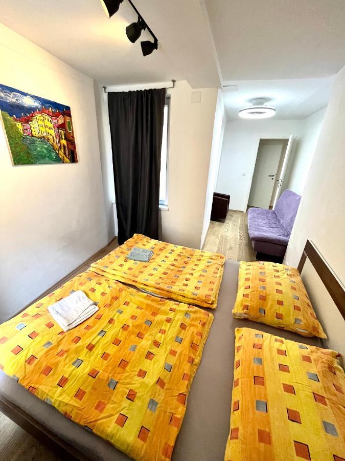 Wohnung Am Grazer Hauptplatz מראה חיצוני תמונה